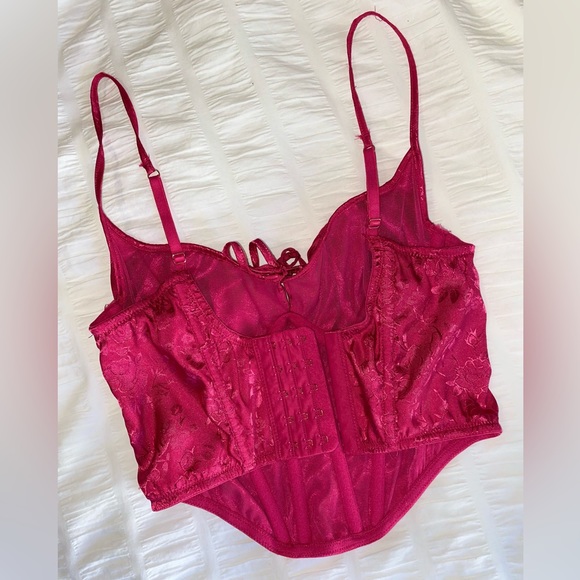 UO Satin Corset Top - Pink - Picture 2 of 4